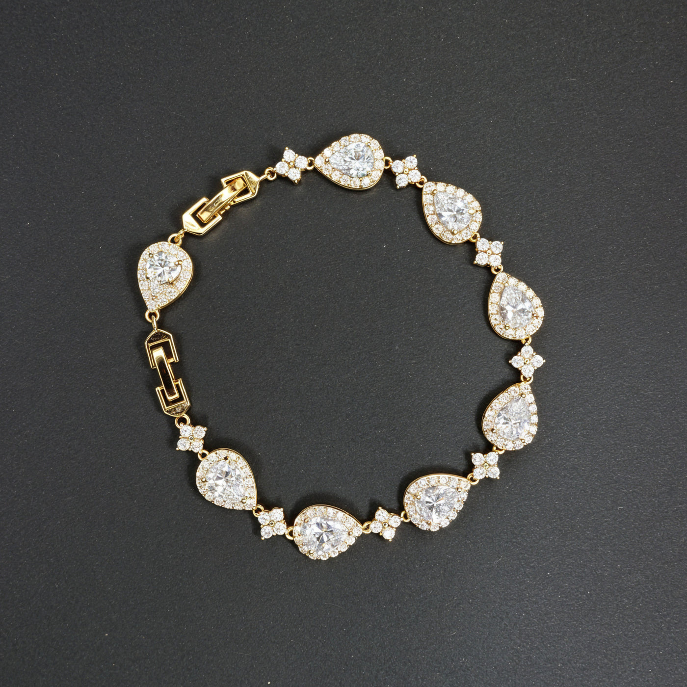 Star Bracelet Gold 1